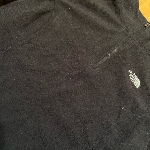 The North Face Fleece - Picture 2 of 3
